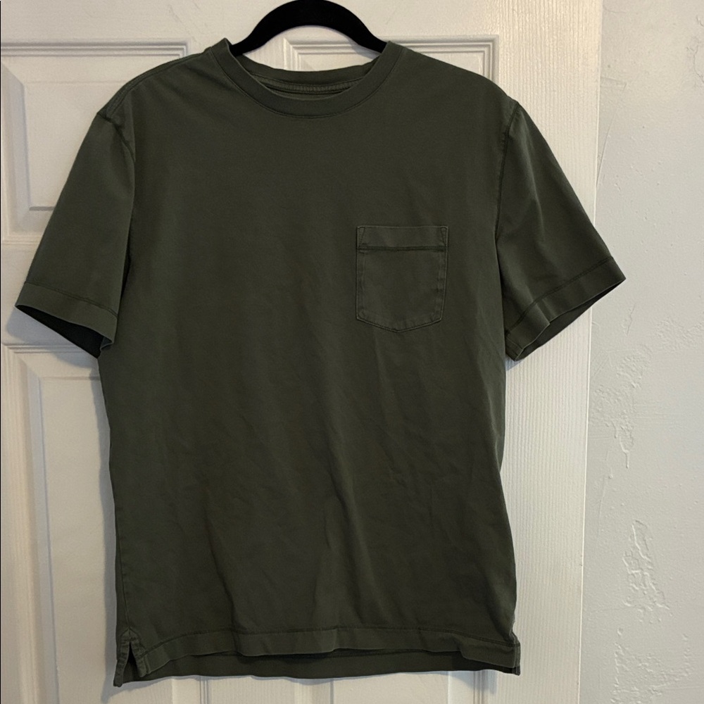 Banana Republic Dark Green Short Sleeve Tee